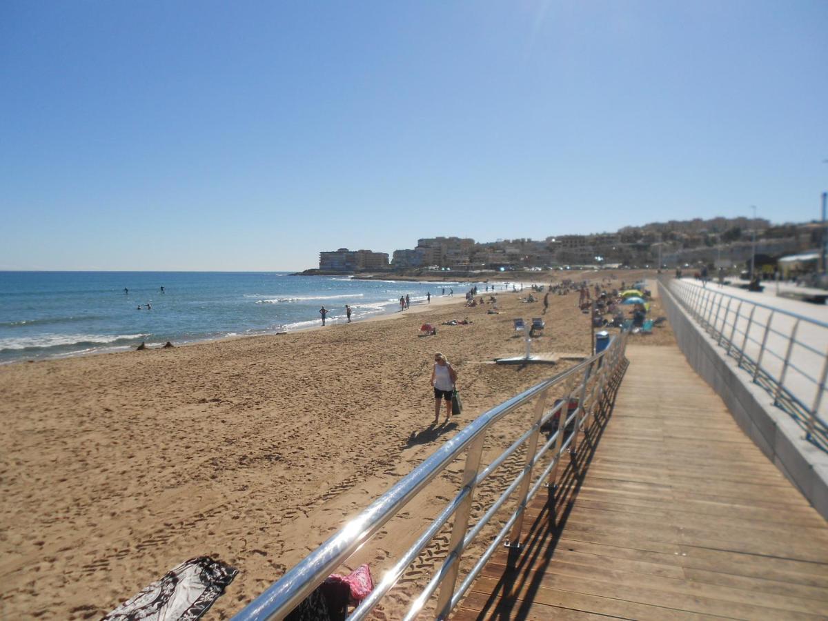 Apartment On The Sea Torrevieja Exterior photo